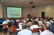 Wirtschaft + Unternehmen: Großes Interesse an erster Fachtagung Entgraten und Reinigen Wirtschaft + Unternehmen: Großes Interesse an erster Fachtagung Entgraten und Reinigen