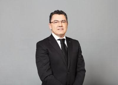 Wirtschaft + Unternehmen: Mirko Merlo ist neuer Vorstandsvorsitzender der Walter AG Wirtschaft + Unternehmen: Mirko Merlo ist neuer Vorstandsvorsitzender der Walter AG