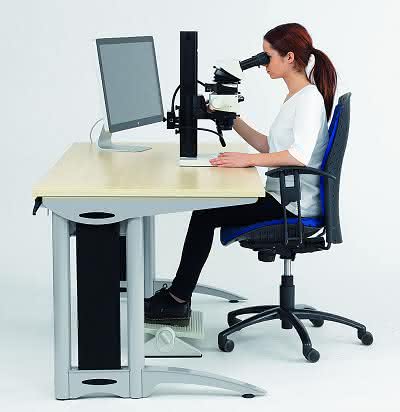 News: Ergonomische Gestaltung von Stereomikroskop-Arbeitsplätzen