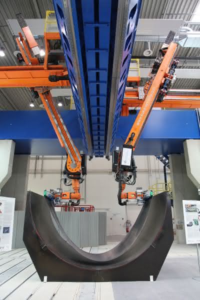 Multifunktionale Zelle: Kuka im Innovationspark Augsburg