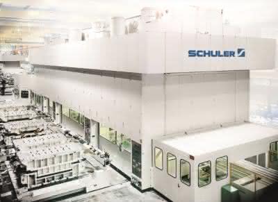Wirtschaft + Unternehmen: Schuler: Mehr Umsatz, weniger Aufträge Wirtschaft + Unternehmen: Schuler: Mehr Umsatz, weniger Aufträge