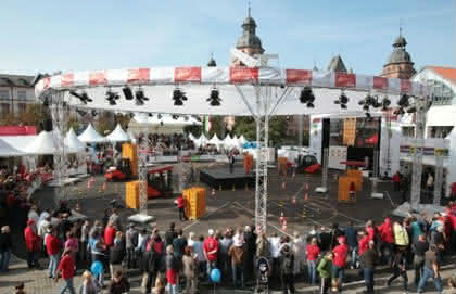 Wirtschaft + Unternehmen: Erste StaplerCup Regionalmeisterschaft am 4. Mai 2013 in Neckarsulm