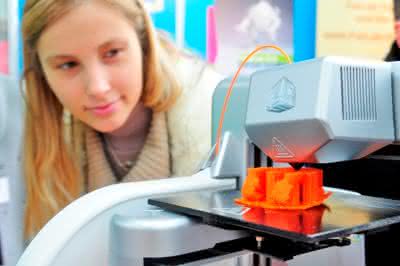 Wirtschaft + Unternehmen: FabCon 3.D: Neue Messe in Erfurt Wirtschaft + Unternehmen: FabCon 3.D: Neue Messe in Erfurt
