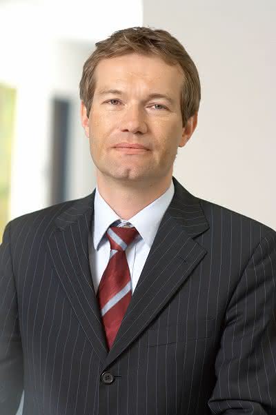 News: Handlungsvollmacht für Willi Weßelowscky