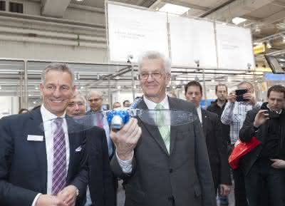 Wirtschaft + Unternehmen: Hannover Messe: Kretschmann besucht Festo Wirtschaft + Unternehmen: Hannover Messe: Kretschmann besucht Festo