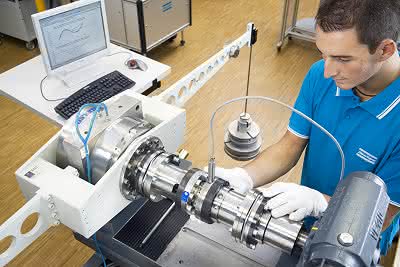 News: Atlas Copco Tools auf der Control