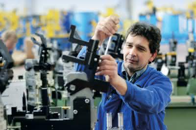 Wirtschaft + Unternehmen: VDMA: Weltmaschinenumsatz 2012 erreicht neues Rekordniveau