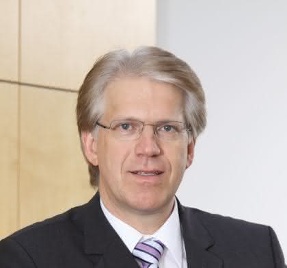 Wirtschaft + Unternehmen: Manz: Optimismus nach schwierigem Geschäftsjahr 2012 Wirtschaft + Unternehmen: Manz: Optimismus nach schwierigem Geschäftsjahr 2012