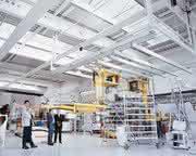 Wirtschaft + Unternehmen: Schmidt Handling in neuen Räumen Wirtschaft + Unternehmen: Schmidt Handling in neuen Räumen