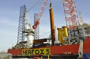 3-Arm-Greifer: Monopiles vorsichtig anpacken