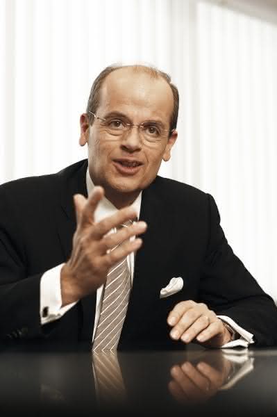 Wirtschaft + Unternehmen: Wechsel im Schuler-Aufsichtsrat Wirtschaft + Unternehmen: Wechsel im Schuler-Aufsichtsrat