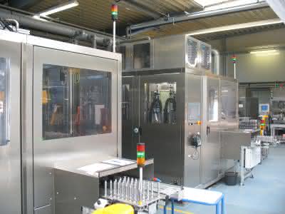 Intec und Z: Entgratung und Lackierung komplexer Bauteile
