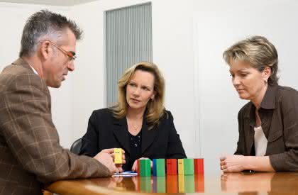 Wirtschaft + Unternehmen: Coaching: Effizienzblockaden in der Produktion Wirtschaft + Unternehmen: Coaching: Effizienzblockaden in der Produktion
