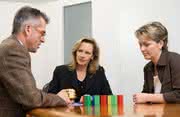 Wirtschaft + Unternehmen: Coaching: Effizienzblockaden in der Produktion