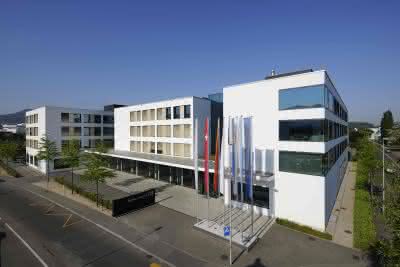 Steuerungstechnik: Endress+Hauser feiert 60. Geburtstag Steuerungstechnik: Endress+Hauser feiert 60. Geburtstag