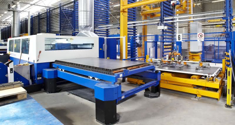 Lohnfertiger 2Cut optimiert Lager- und Bearbeitungsprozesse mit Remmert: Aus dem Lager zum Laser Lohnfertiger 2Cut optimiert Lager- und Bearbeitungsprozesse mit Remmert: Aus dem Lager zum Laser