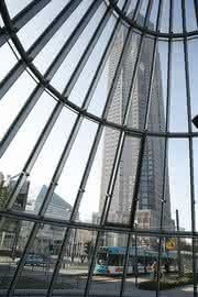 Wirtschaft + Unternehmen: Messe Frankfurt erzielt Rekordumsatz