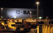 Wirtschaft + Unternehmen: BASF steigt in den Markt für kristallines AH-Salz ein Wirtschaft + Unternehmen: BASF steigt in den Markt für kristallines AH-Salz ein