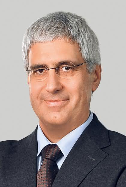 Wirtschaft + Unternehmen: Dr. Karl Tragl: Wachstumschancen nutzen Wirtschaft + Unternehmen: Dr. Karl Tragl: Wachstumschancen nutzen