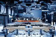 Wirtschaft + Unternehmen: CIM-Database-Roll-out über sechs Standorte in Europa und Asien
