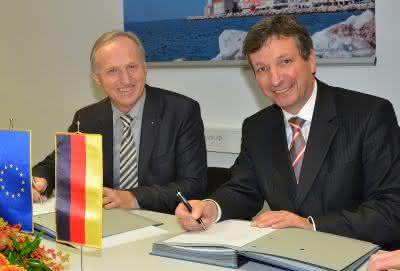 Wirtschaft + Unternehmen: Weidmüller und Iskra unterzeichnen Joint Venture Wirtschaft + Unternehmen: Weidmüller und Iskra unterzeichnen Joint Venture