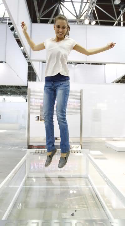 Wirtschaft + Unternehmen: Glasstec 2012 setzt deutliche Impulse