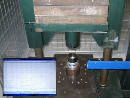 Antriebstechnik: Neue Niederhalterdämpfer für die Blechumformung