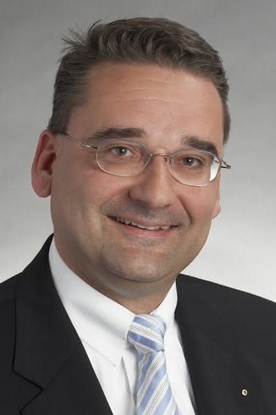Wirtschaft + Unternehmen: Markus Laesser ist neuer CEO der Distrelec Elfa Gruppe Wirtschaft + Unternehmen: Markus Laesser ist neuer CEO der Distrelec Elfa Gruppe