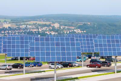 Wirtschaft + Unternehmen: Kirchner Solar Group expandiert nach Polen Wirtschaft + Unternehmen: Kirchner Solar Group expandiert nach Polen