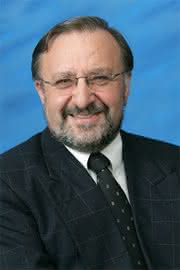 Wirtschaft + Unternehmen: PCIM Chairman erhält Power Electronics Award