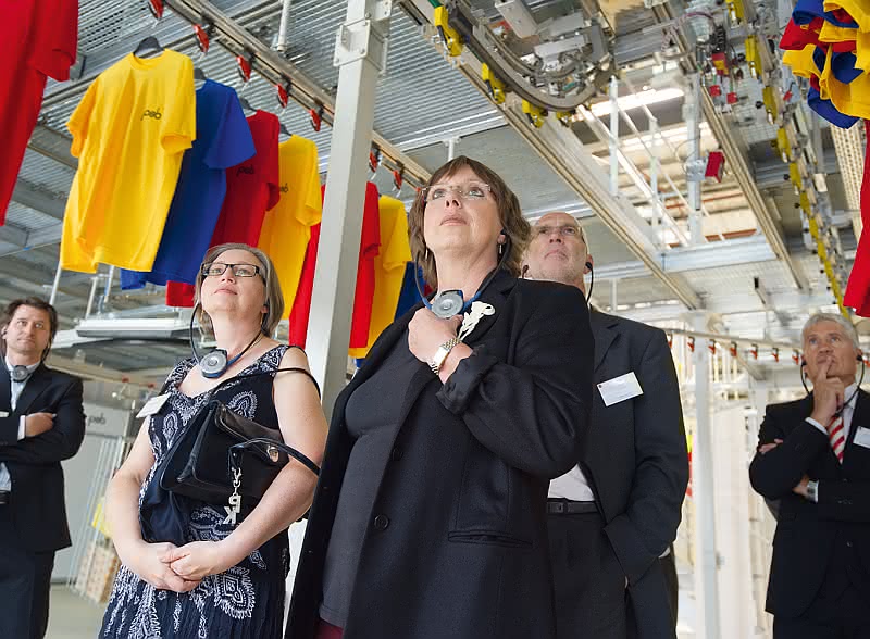 Wirtschaft + Unternehmen: psb feiert in der neuen Halle Wirtschaft + Unternehmen: psb feiert in der neuen Halle