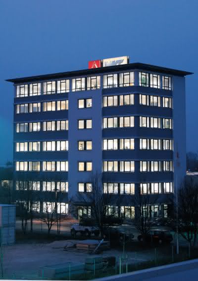 Wirtschaft + Unternehmen: 10-jähriges Jubiläum: Ceratizit meldet Rekordumsatz Wirtschaft + Unternehmen: 10-jähriges Jubiläum: Ceratizit meldet Rekordumsatz