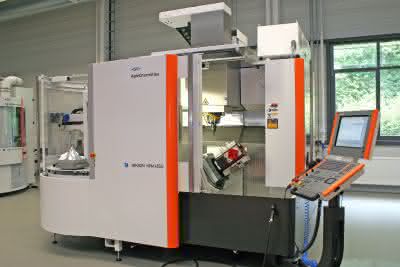 Wirtschaft + Unternehmen: AMB-Ticker: GF AgieCharmilles stellt Mikron Fräsmaschine vor Wirtschaft + Unternehmen: AMB-Ticker: GF AgieCharmilles stellt Mikron Fräsmaschine vor