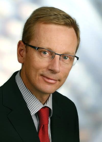 Wirtschaft + Unternehmen: Norbert Broger wird neuer CFO bei Schuler