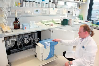 Umweltanalytik + Reinstwasser: Wasseraufbereitung im Prüfinstitut  Hermes Hansecontrol: Sichere Wasserversorgung für präzise Produkttests
