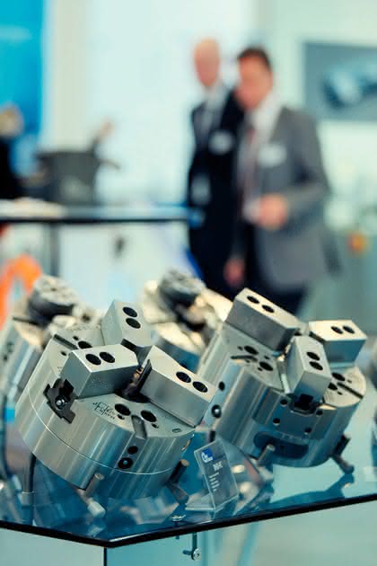 Wirtschaft + Unternehmen: Technologieintegration führt zur Komplettbearbeitung Wirtschaft + Unternehmen: Technologieintegration führt zur Komplettbearbeitung
