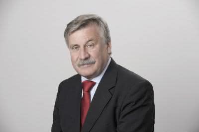 Wirtschaft + Unternehmen: BEE gegen Quotenmodell