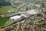 Wirtschaft + Unternehmen: Hermle erwartet moderates Umsatzplus