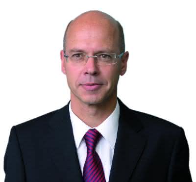 Wirtschaft + Unternehmen: AMB 2012: Komplettbearbeitung durch Technologieintegration