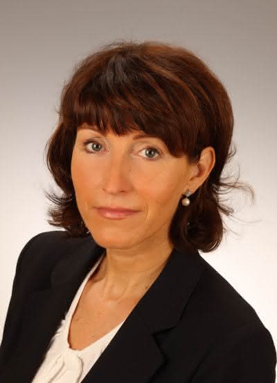 Wirtschaft + Unternehmen: AMB 2012: Komplettbearbeitung durch Technologieintegration Wirtschaft + Unternehmen: AMB 2012: Komplettbearbeitung durch Technologieintegration