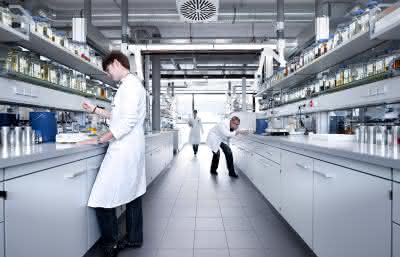 Wirtschaft + Unternehmen: Fuchs: Neues Technologiezentrum in Mannheim Wirtschaft + Unternehmen: Fuchs: Neues Technologiezentrum in Mannheim