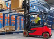 Wirtschaft + Unternehmen: Linde MH: Stapler als Roadster