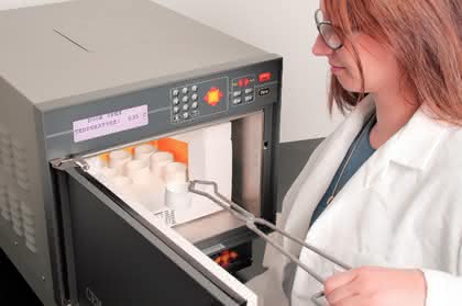 Umweltanalytik: Schnelle Klärschlamm- und Abwasseranalytik