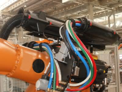 Wirtschaft + Unternehmen: Helukabel übernimmt Robotec Systems