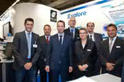 News: Hessischer Wirtschaftsministers am HORIBA-Stand auf der ACHEMA
