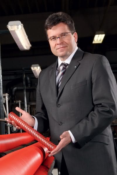Wirtschaft + Unternehmen: Masterflex: Erfolgreiche Hauptversammlung Wirtschaft + Unternehmen: Masterflex: Erfolgreiche Hauptversammlung
