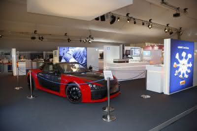 Wirtschaft + Unternehmen: Hoffmann zeigt World of Tools Wirtschaft + Unternehmen: Hoffmann zeigt World of Tools
