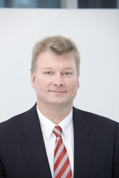 Wirtschaft + Unternehmen: Festo unterstützt VDMA Blue-Competence Initiative Wirtschaft + Unternehmen: Festo unterstützt VDMA Blue-Competence Initiative