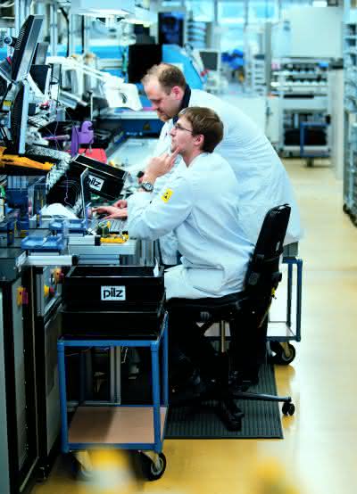 Wirtschaft + Unternehmen: Pilz verzeichnet Rekordumsatz Wirtschaft + Unternehmen: Pilz verzeichnet Rekordumsatz
