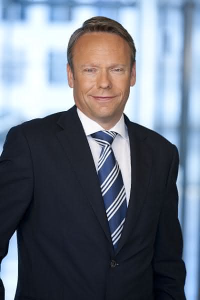 Wirtschaft + Unternehmen: Automatica 2012 zeigt praktikable Lösungen Wirtschaft + Unternehmen: Automatica 2012 zeigt praktikable Lösungen